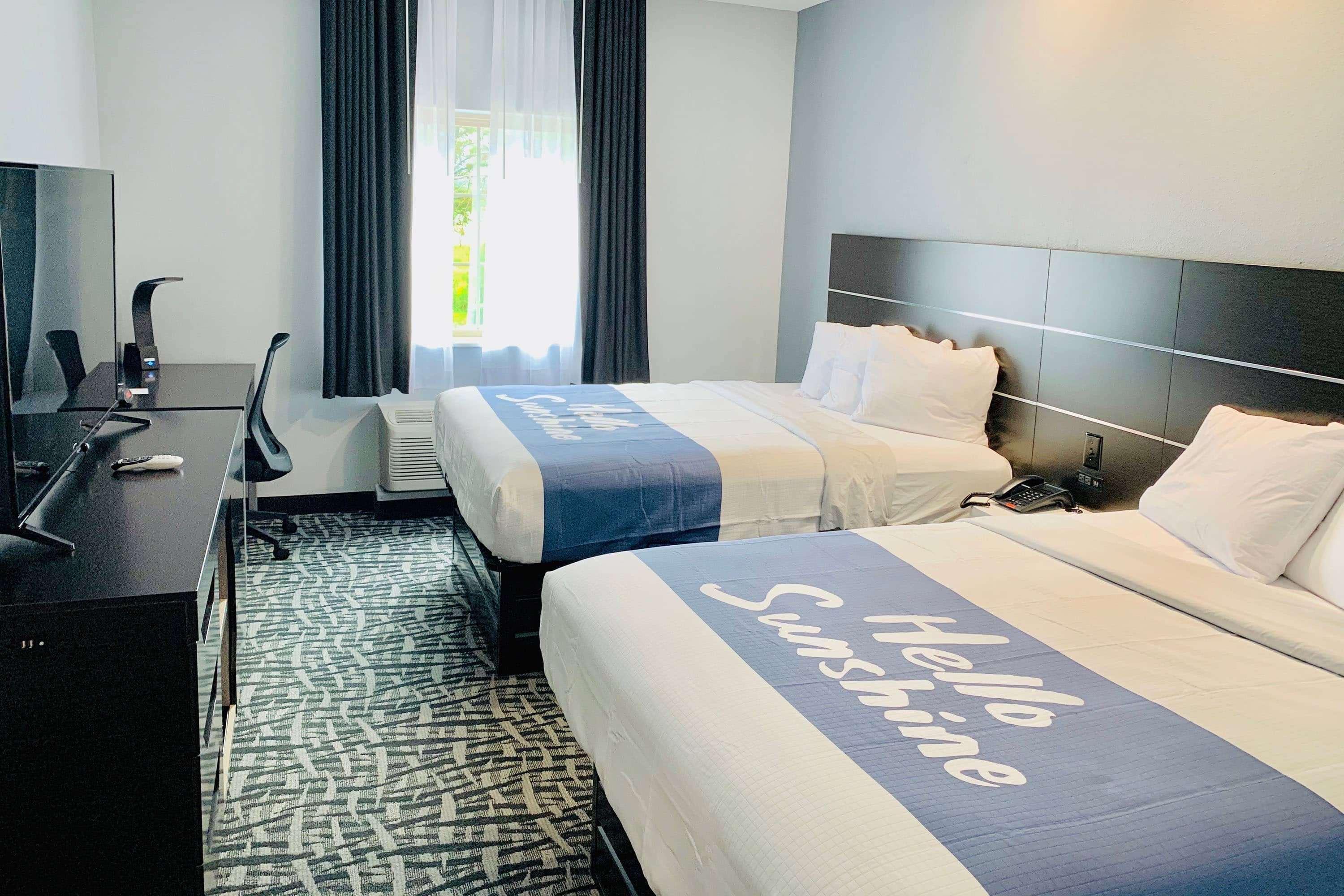 Days Inn & Suites By Wyndham Horn Lake - Memphis Graceland Extérieur photo