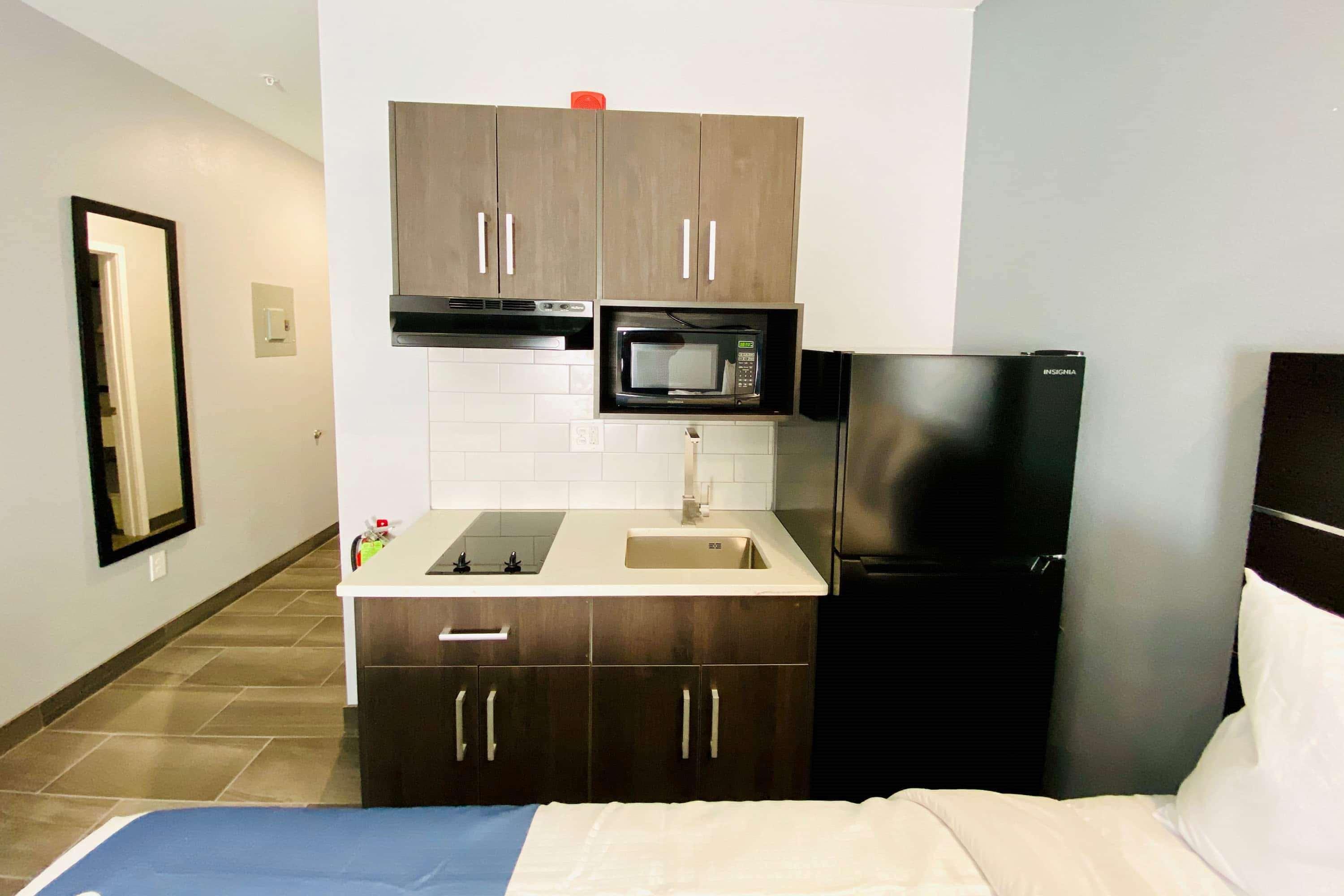 Days Inn & Suites By Wyndham Horn Lake - Memphis Graceland Extérieur photo
