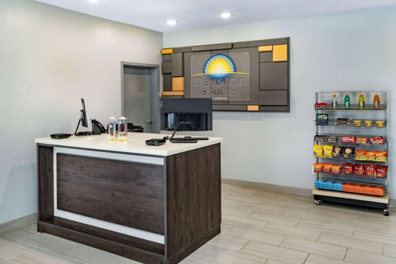 Days Inn & Suites By Wyndham Horn Lake - Memphis Graceland Extérieur photo