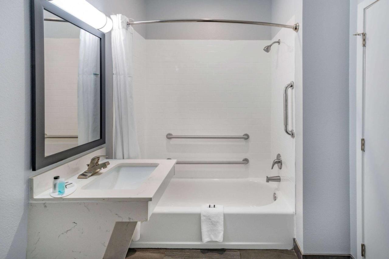 Days Inn & Suites By Wyndham Horn Lake - Memphis Graceland Extérieur photo