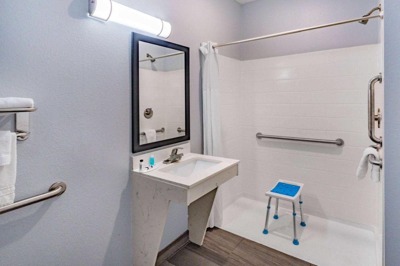 Days Inn & Suites By Wyndham Horn Lake - Memphis Graceland Extérieur photo